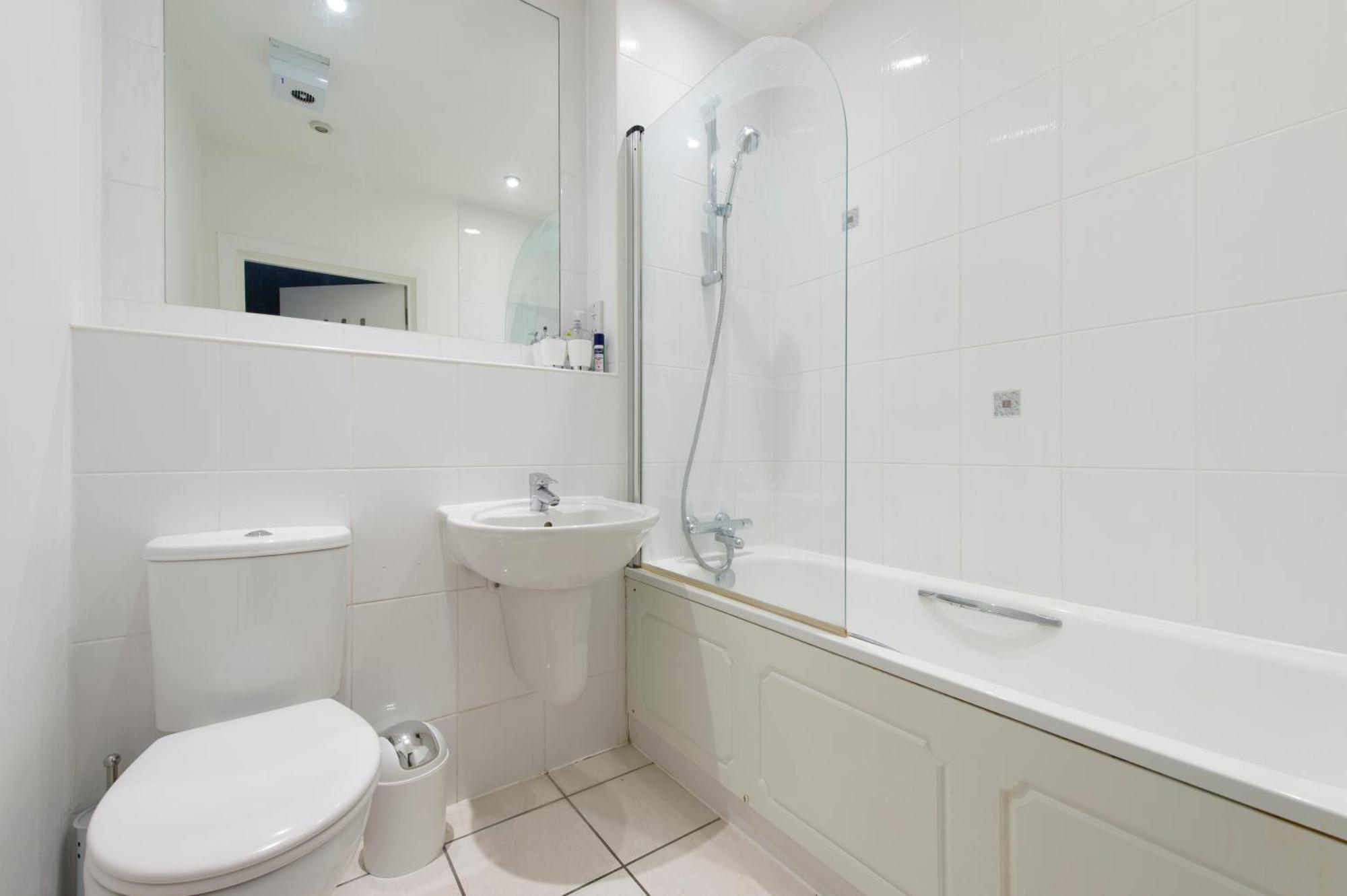 Modern Luxury Apartment By Bow Road Station London Luaran gambar